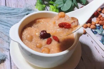 小米红枣花生粥