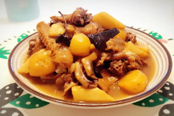鸭子炖土豆