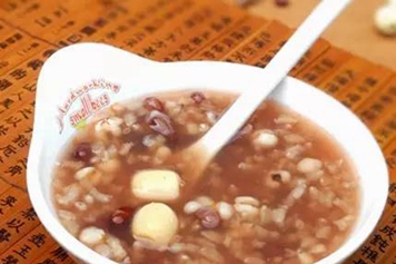 燕麦红豆薏米粥
