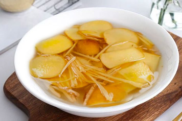苹果生姜白醋冰糖煮水