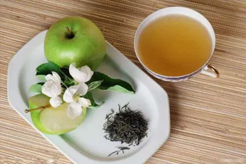 苹果绿茶一起煮