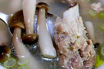 排骨菌菇汤