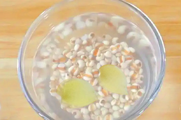 生姜加薏米煮水喝