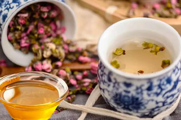 桃花蜂蜜水