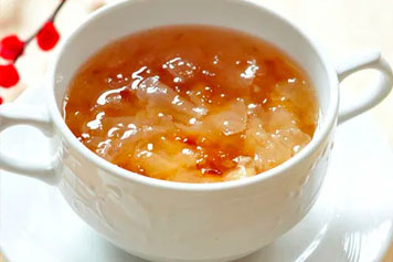 桃胶银耳汤