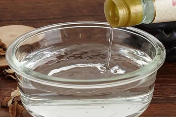 温开水加白醋