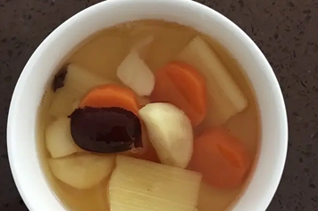 苹果胡萝卜红枣煮水
