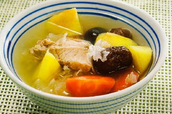银耳瘦肉汤