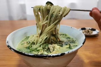 艾草面条
