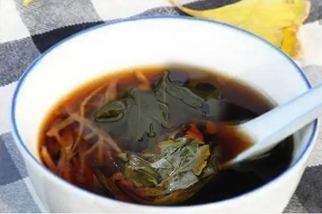 艾叶和益母草红糖煮水喝