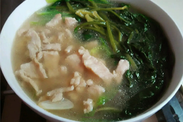 车前草煲瘦肉汤