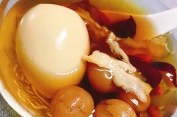 红枣枸杞桂圆煮鸡蛋