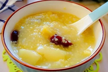 红枣小米苹果粥