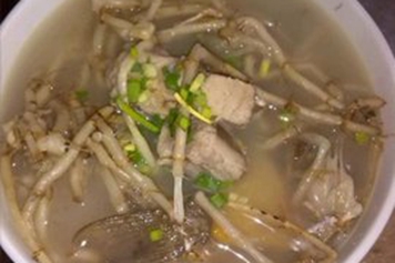 鱼腥草根煲瘦肉