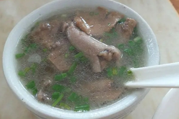 猪肝萝卜汤