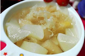 白萝卜银耳汤