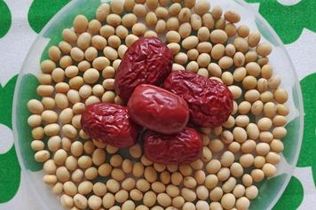 黄豆和红枣一起做豆浆