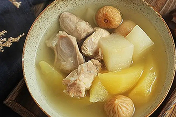雪梨苹果无花果瘦肉汤