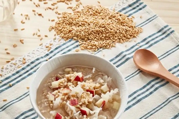 银耳燕麦粥