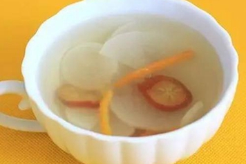 白萝卜山楂陈皮煮水