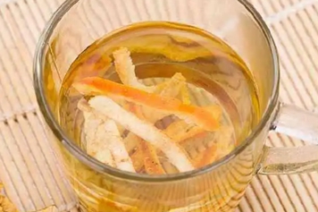 陈皮加虫草泡水
