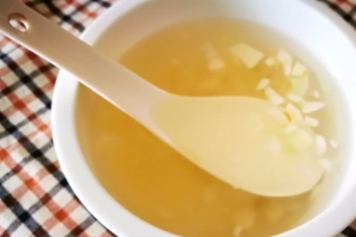 冰糖蒜头水