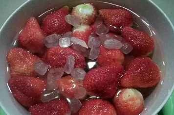 冰糖炖草莓
