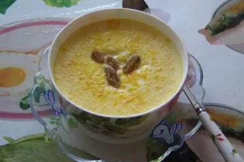 鹅蛋蒸蜂蜜