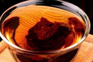 杜仲黄精泡水