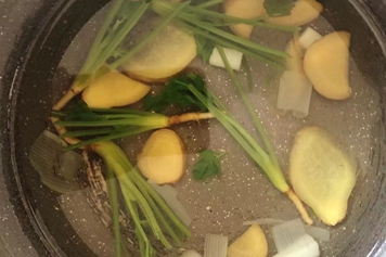 葱白香菜根生姜煮水