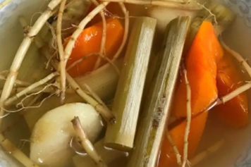 胡萝卜甘蔗茅根马蹄水
