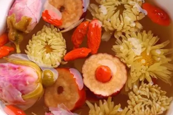 红枣玫瑰花枸杞桂圆茶