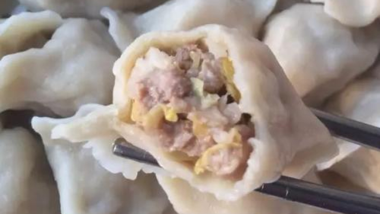 酸菜馅饺子