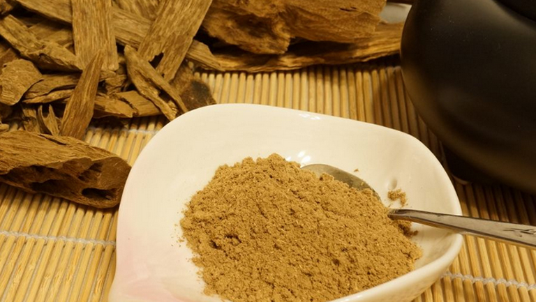 沉香粉