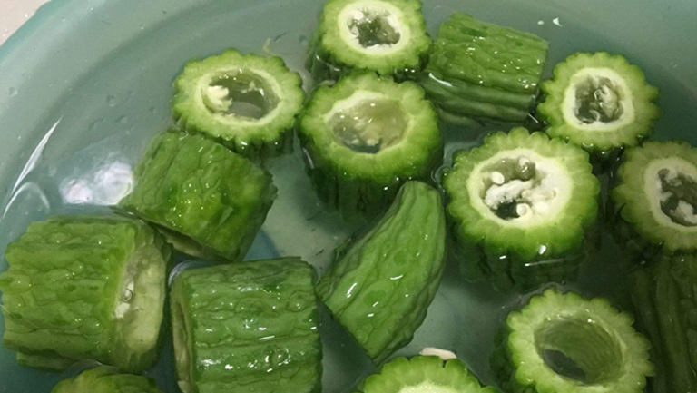 苦瓜泡水