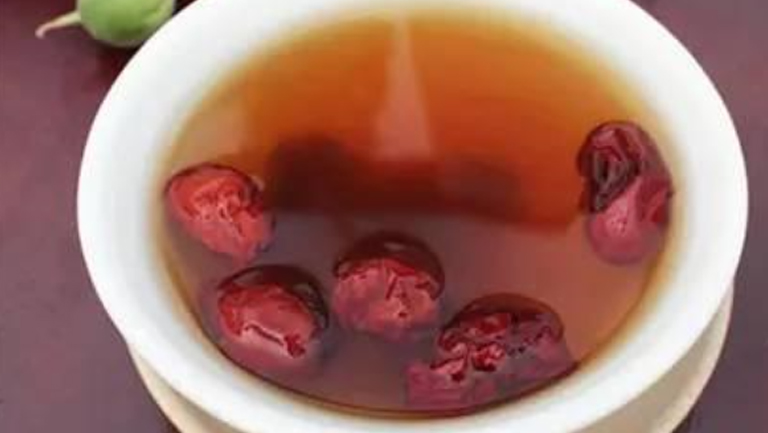 大枣泡水