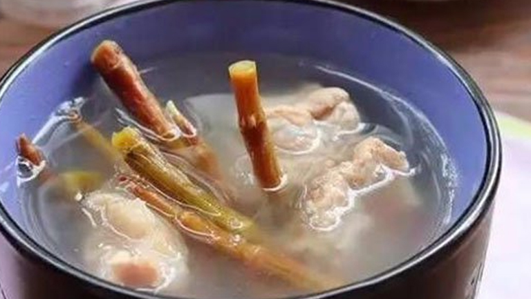 石斛排骨汤