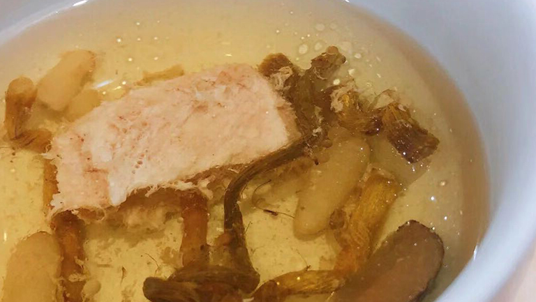 石斛麦冬瘦肉汤