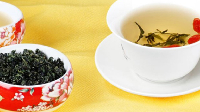 绿茶泡枸杞子
