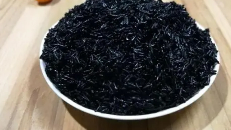 黑色糯米饭