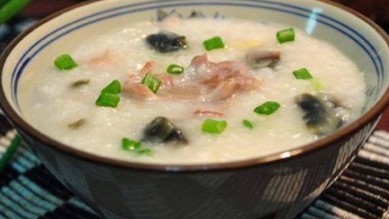 皮蛋粥