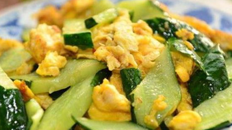 黄瓜炒鸡蛋