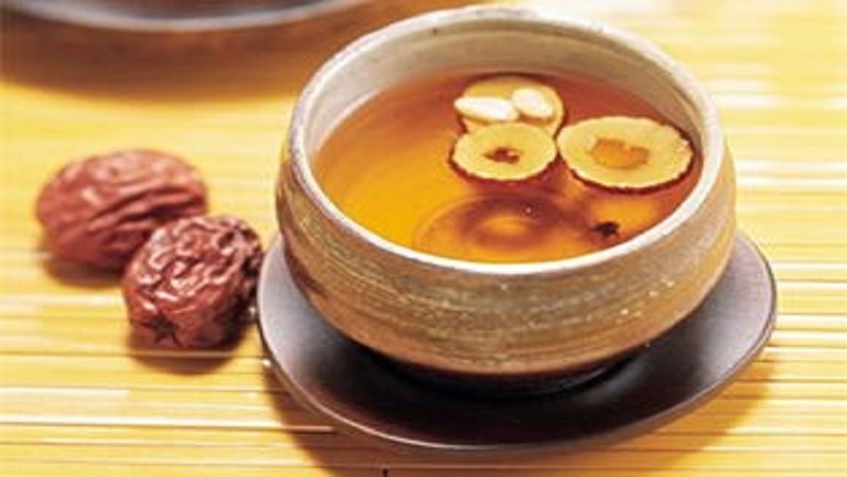 红枣山楂泡水喝