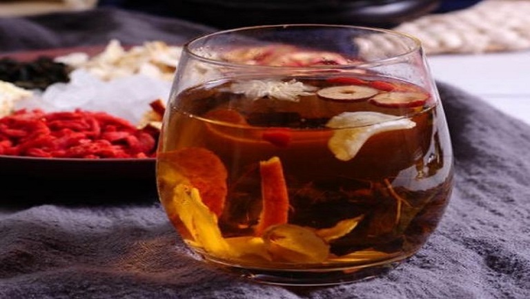 山楂泡茶