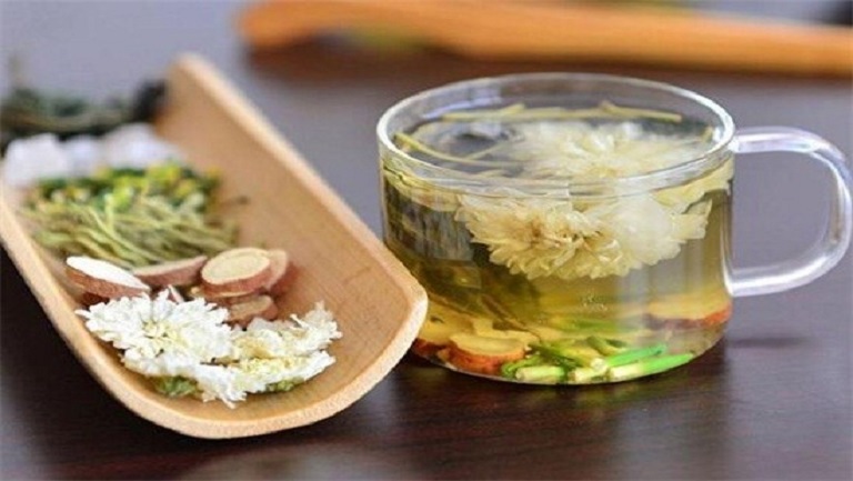 金银花菊花泡水喝