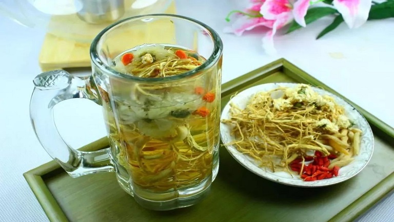 竹叶麦冬芦根泡水