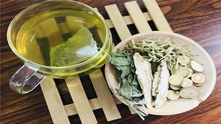 桔梗甘草薄荷泡水
