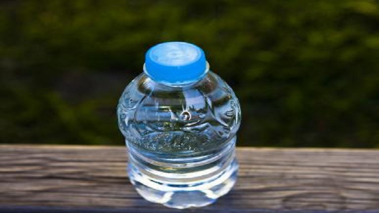 矿泉水