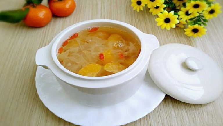银耳糖水