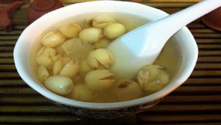 冰糖炖莲子